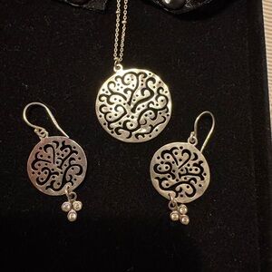 Silpada Silver Filigree Necklace